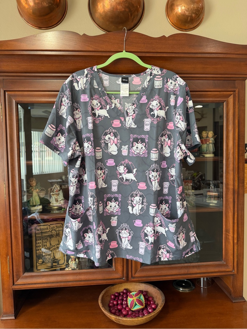 Disney Gray & Pink Marie Cat V-Neck Scrub Top